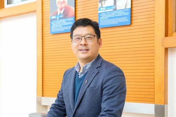 徐宏昌：精益求精、创新赋能，匠心筑牢实验室安全线